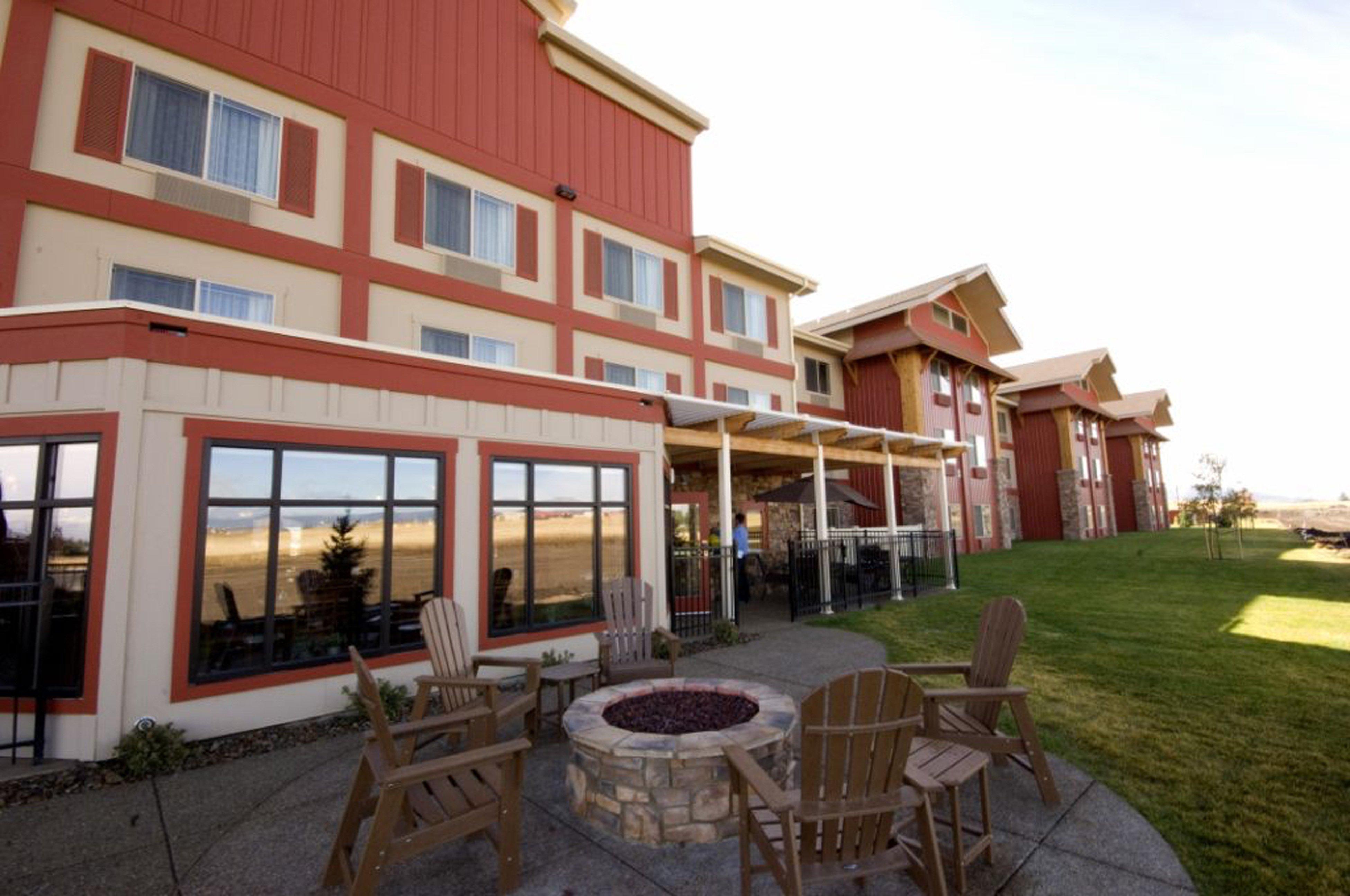 Holiday Inn Express Hotel & Suites Kalispell By Ihg Eksteriør billede