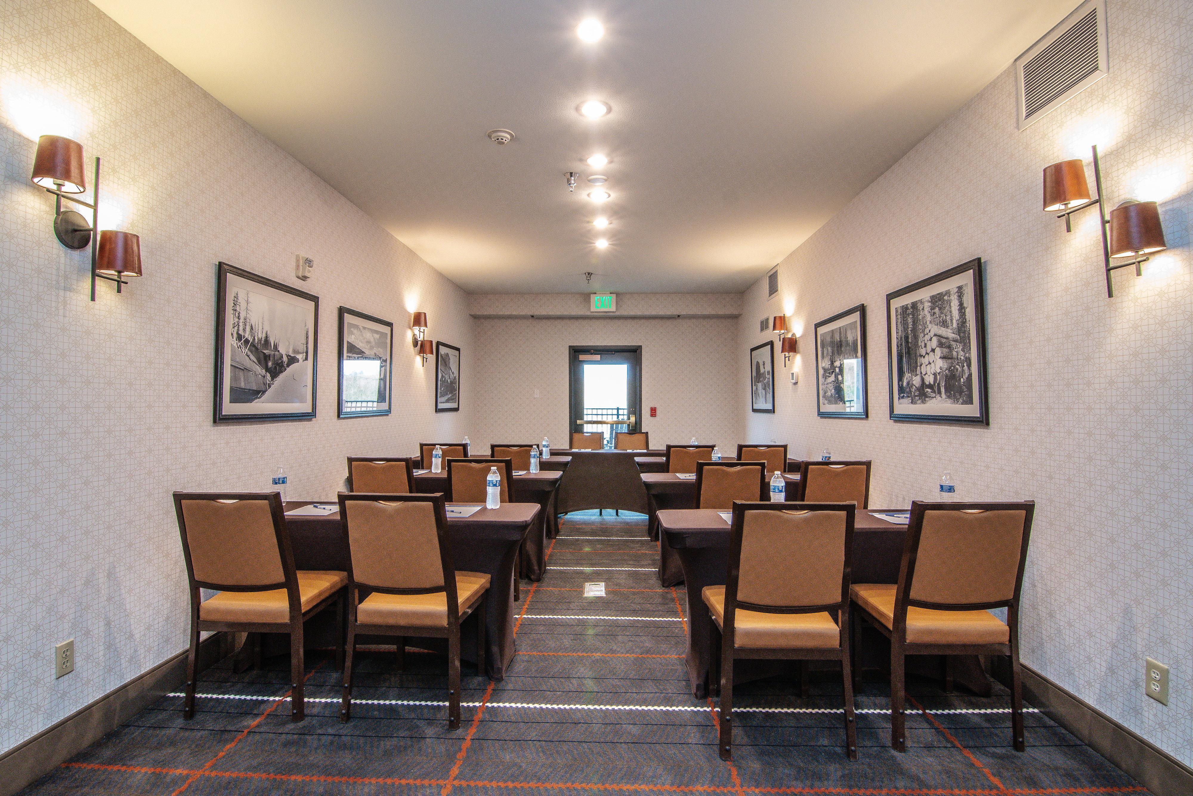 Holiday Inn Express Hotel & Suites Kalispell By Ihg Eksteriør billede