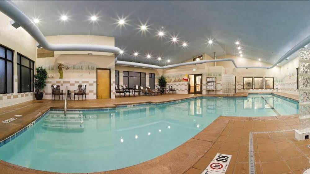 Holiday Inn Express Hotel & Suites Kalispell By Ihg Eksteriør billede
