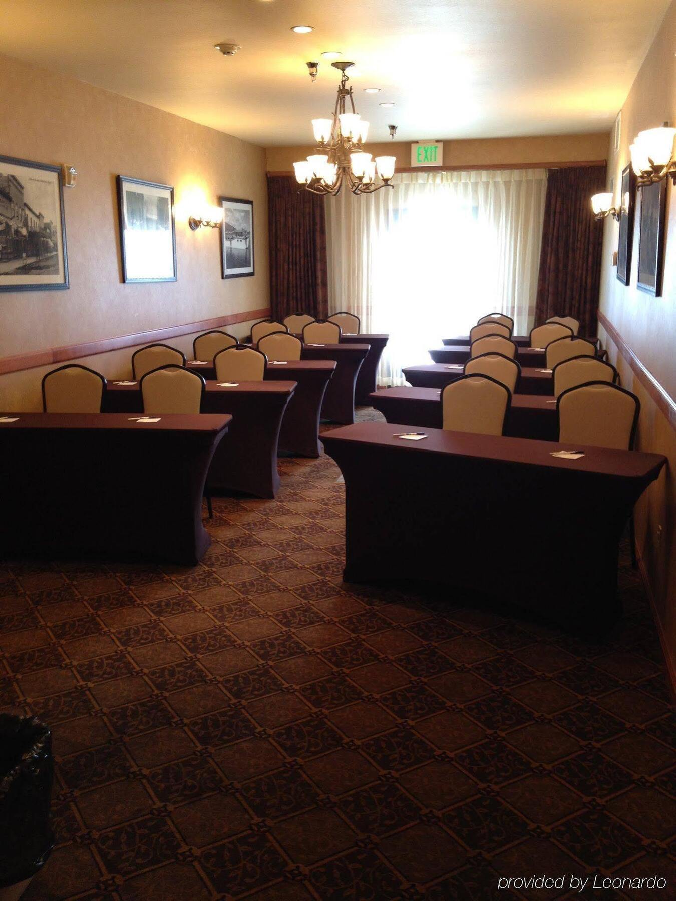 Holiday Inn Express Hotel & Suites Kalispell By Ihg Eksteriør billede